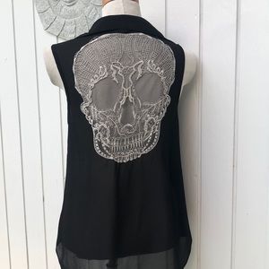 Millau top skull embroidered sleeveless button down black blouse women’s XS